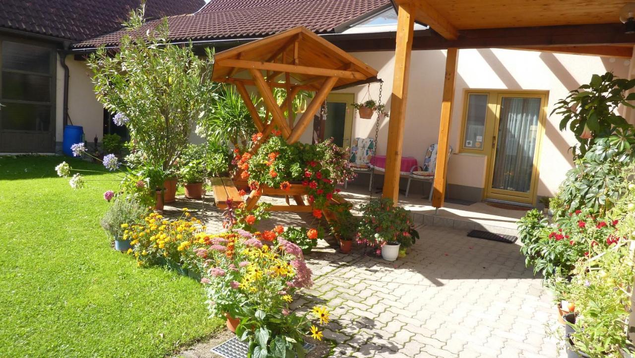 Gertis Blumenhof Privatzimmer, Ferienwohnung Gmund  Extérieur photo
