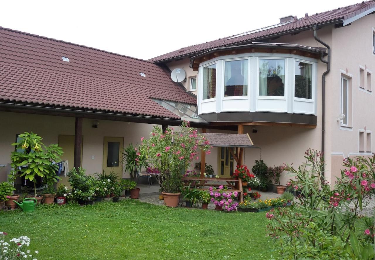 Gertis Blumenhof Privatzimmer, Ferienwohnung Gmund  Extérieur photo
